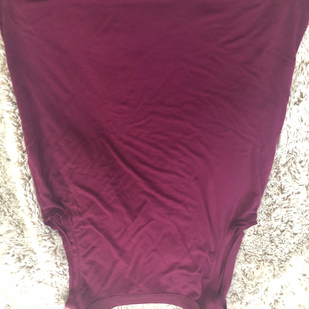 Embroidered neck blouse - Picture 4 of 4